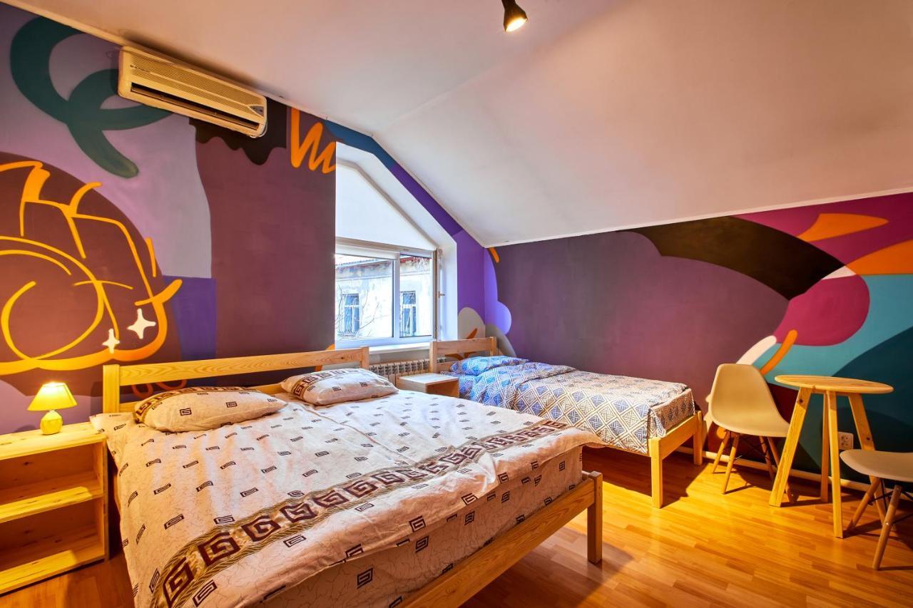 Wanderlust Hostel Riverside Almaty Ngoại thất bức ảnh